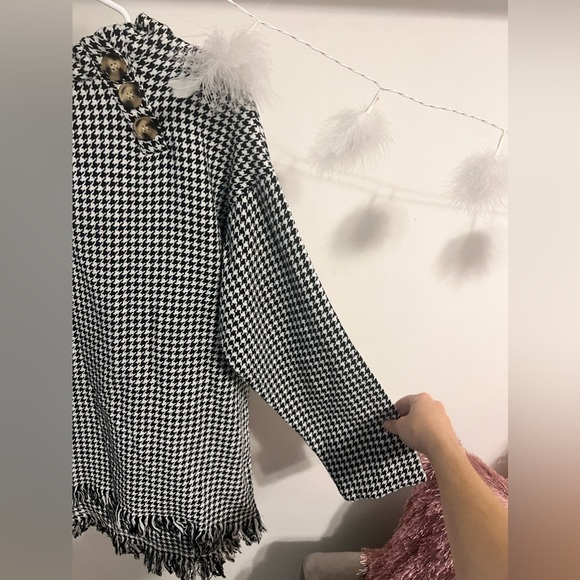 FINAL PRICE Crosstree Lane  black and white houndstooth TOP - Picture 6 of 9